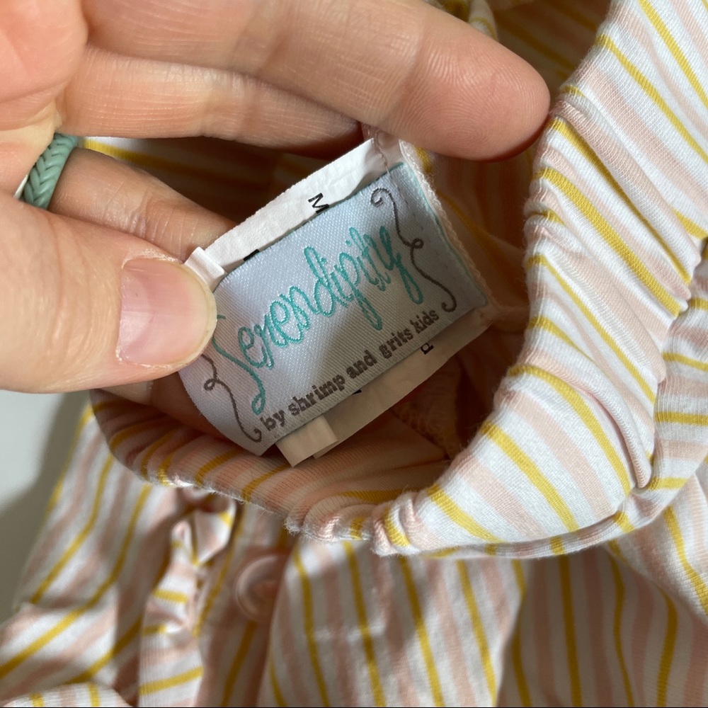 Serendipity Shorts - Picture 3 of 5
